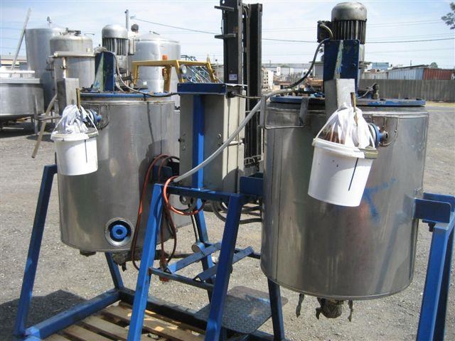 unknown mild steel - oil tanks 209636 005