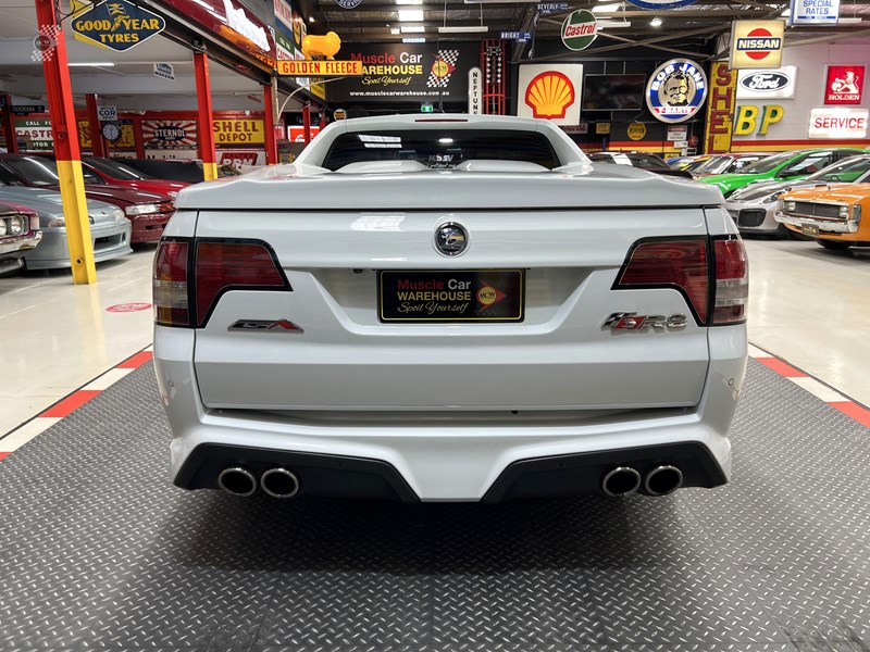 hsv clubsport r8 897354 011