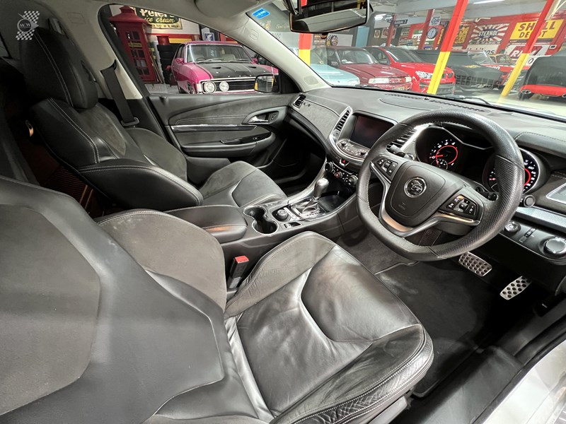 hsv clubsport r8 897354 023