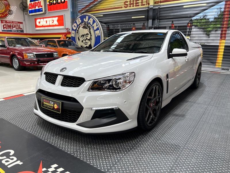 hsv clubsport r8 897354 087