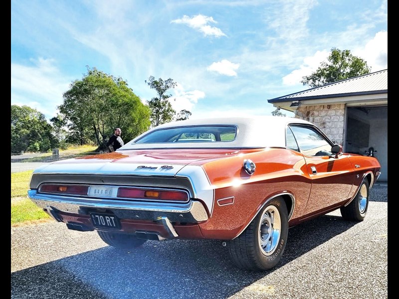 dodge challenger 897515 047