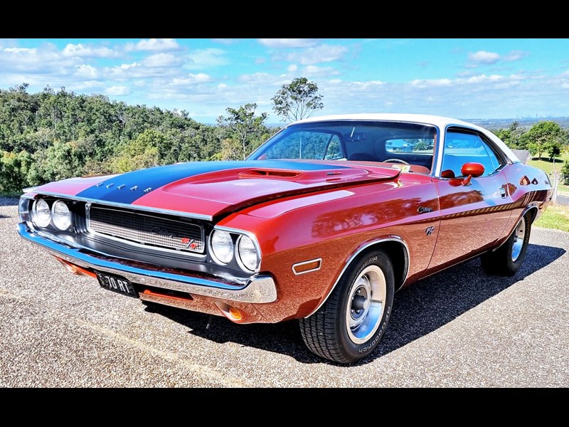 dodge challenger 897515 001