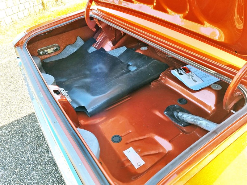 dodge challenger 897515 025
