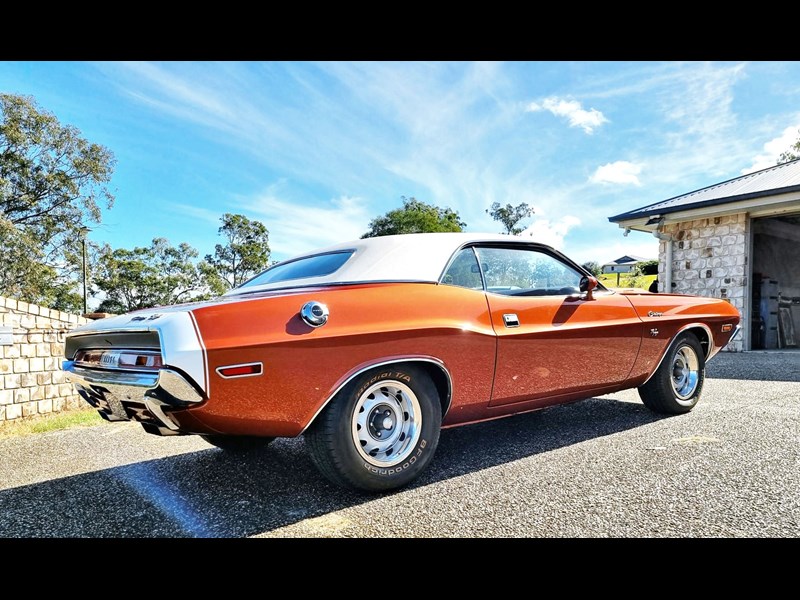 dodge challenger 897515 005
