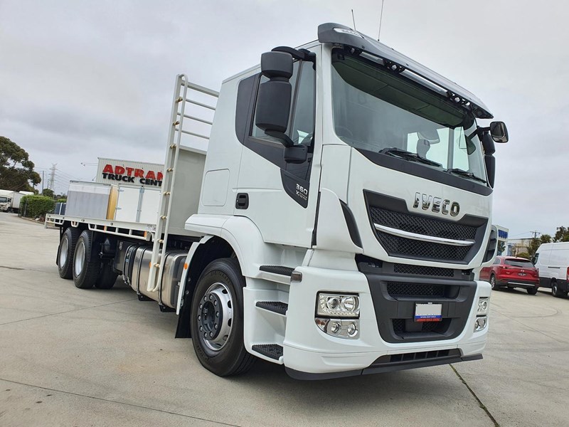 iveco stralis x-way 825203 037