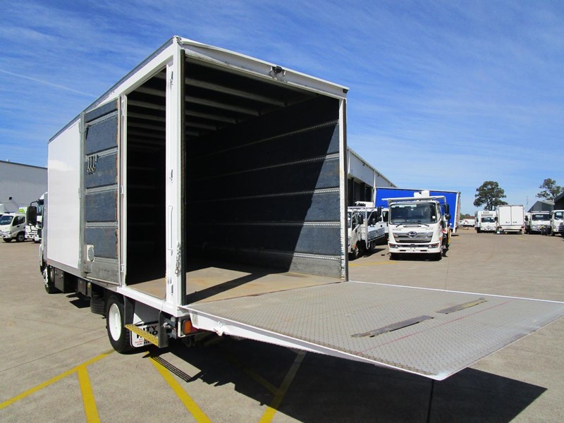 isuzu f series 887666 021
