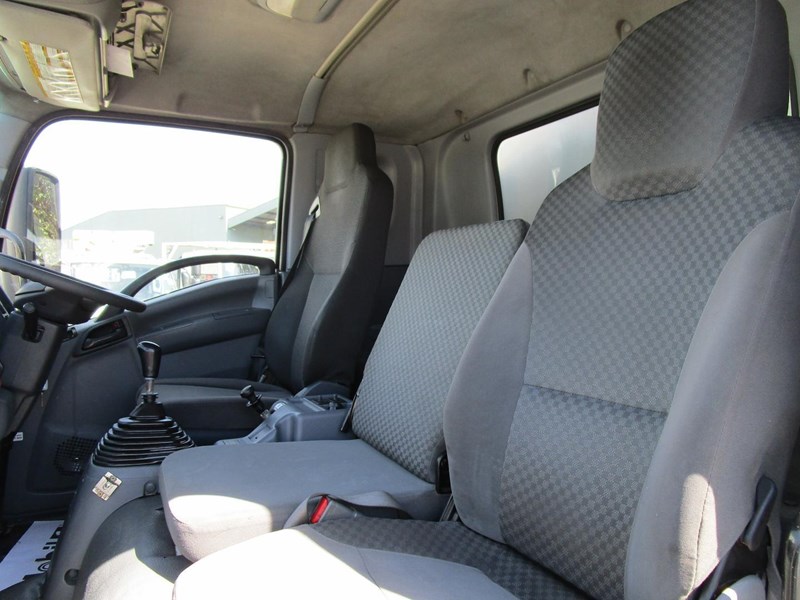 isuzu f series 887666 029