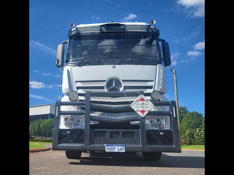 mercedes-benz actros 890689 019