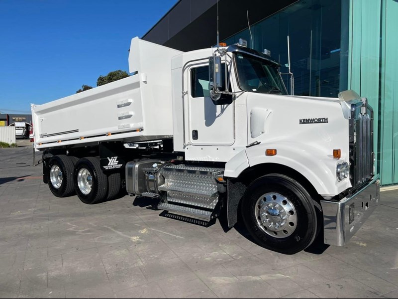 kenworth t409 sar 890046 001