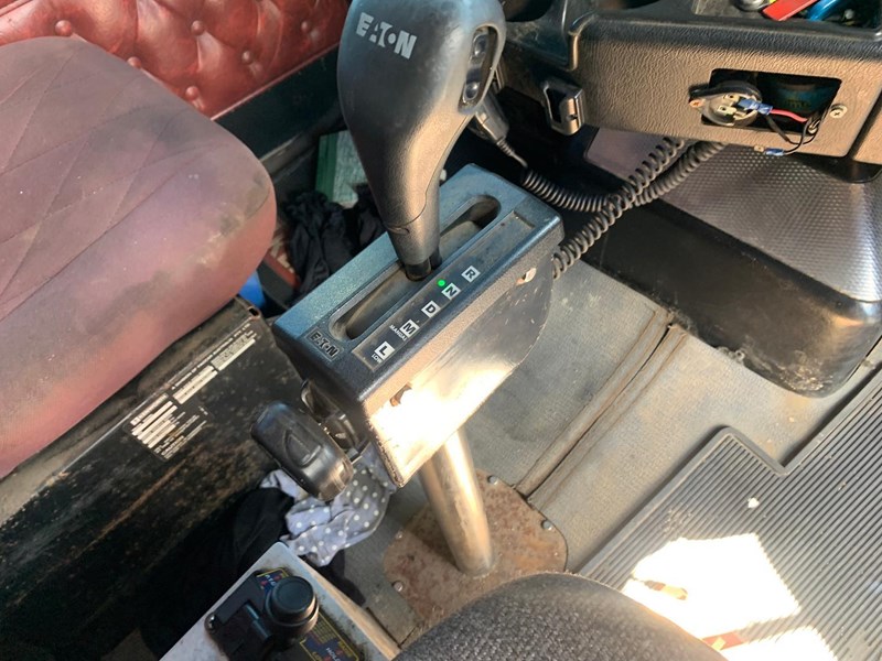 kenworth t400 879774 017
