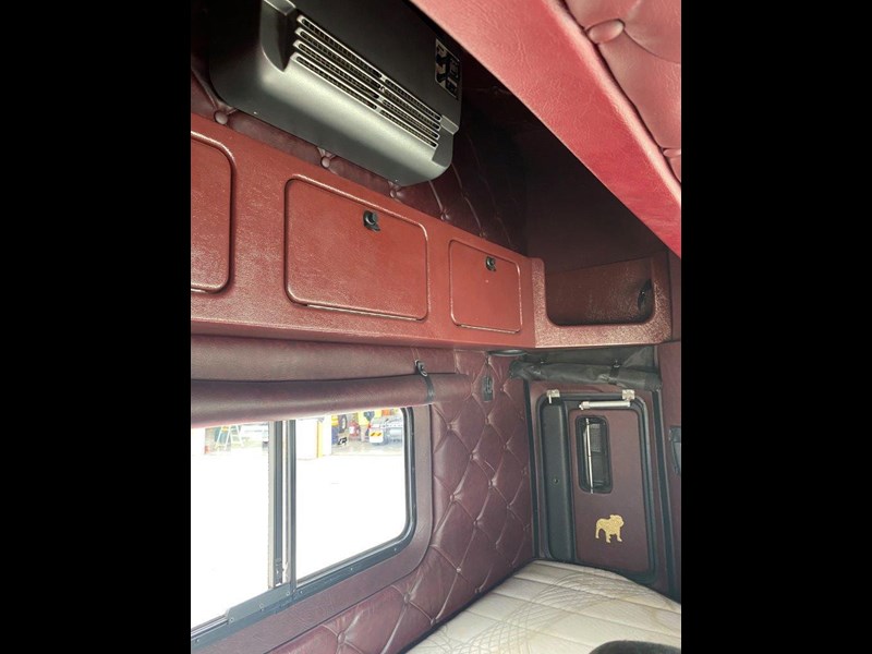 mack trident 895023 023