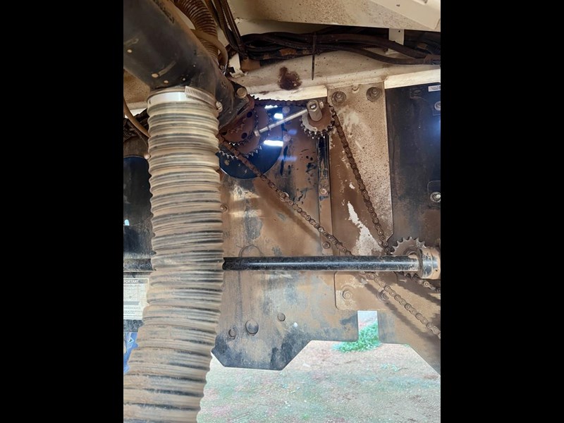 excel 12mt ei853 single disc seeder & bin 897948 033