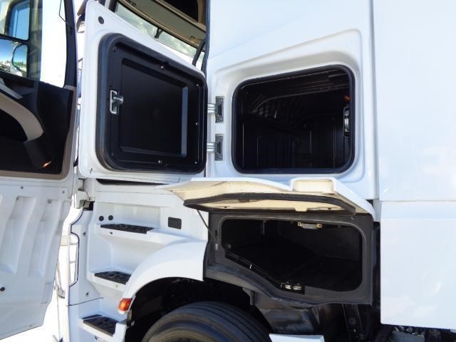 mercedes-benz actros 899952 029