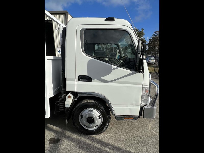 mitsubishi canter 2.0 900423 021