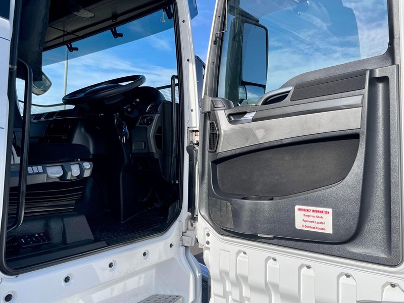 man tgx 26.560 900984 023