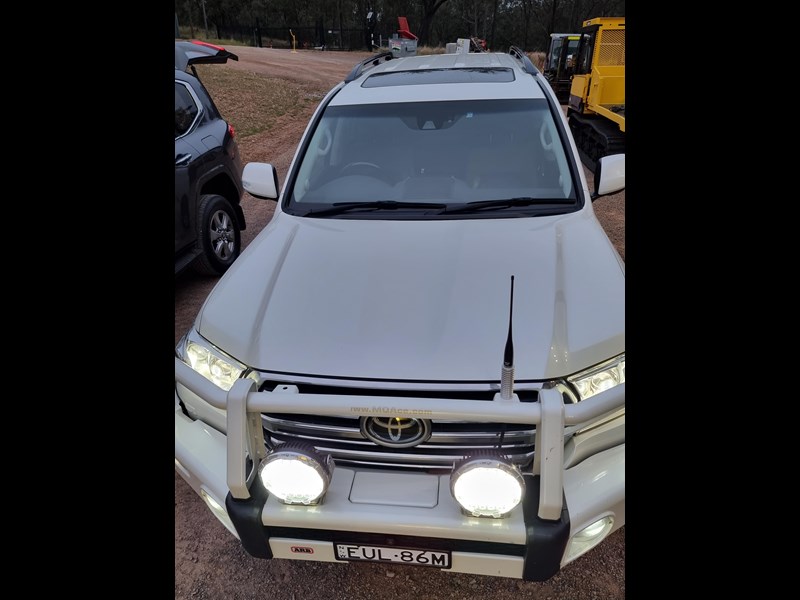 toyota landcruiser 901038 071
