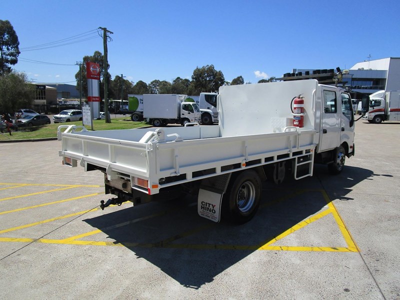 hino 300 series 868191 023