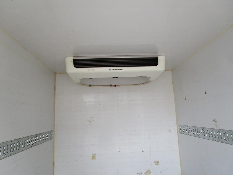hino 300 series 896799 019