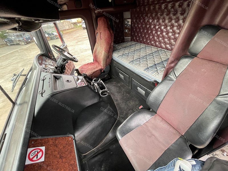 kenworth k200 896724 035