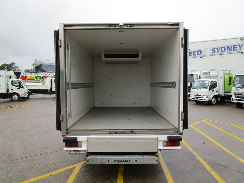 hino 300 series 896799 017