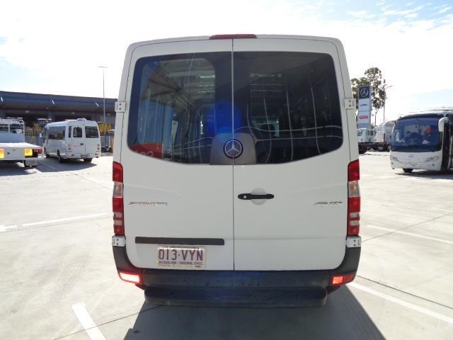 mercedes-benz sprinter 908715 011