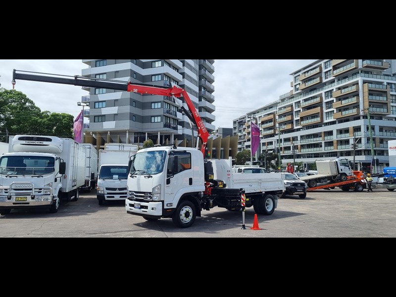 isuzu f series 956705 015