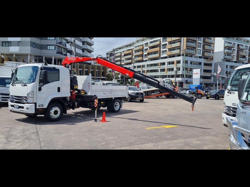 isuzu f series 956705 027
