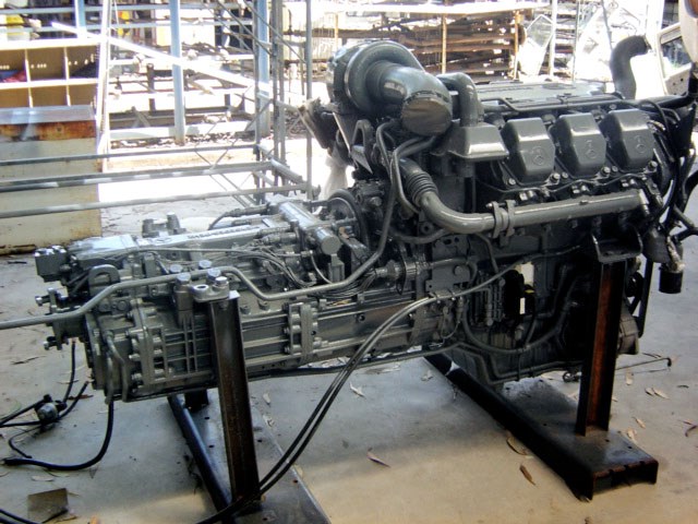 mercedes-benz actross 18134 001