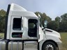 freightliner cascadia 801801 024