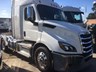 freightliner cascadia 850794 002