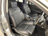 holden commodore 864980 016