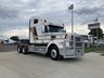 freightliner coronado 883071 002