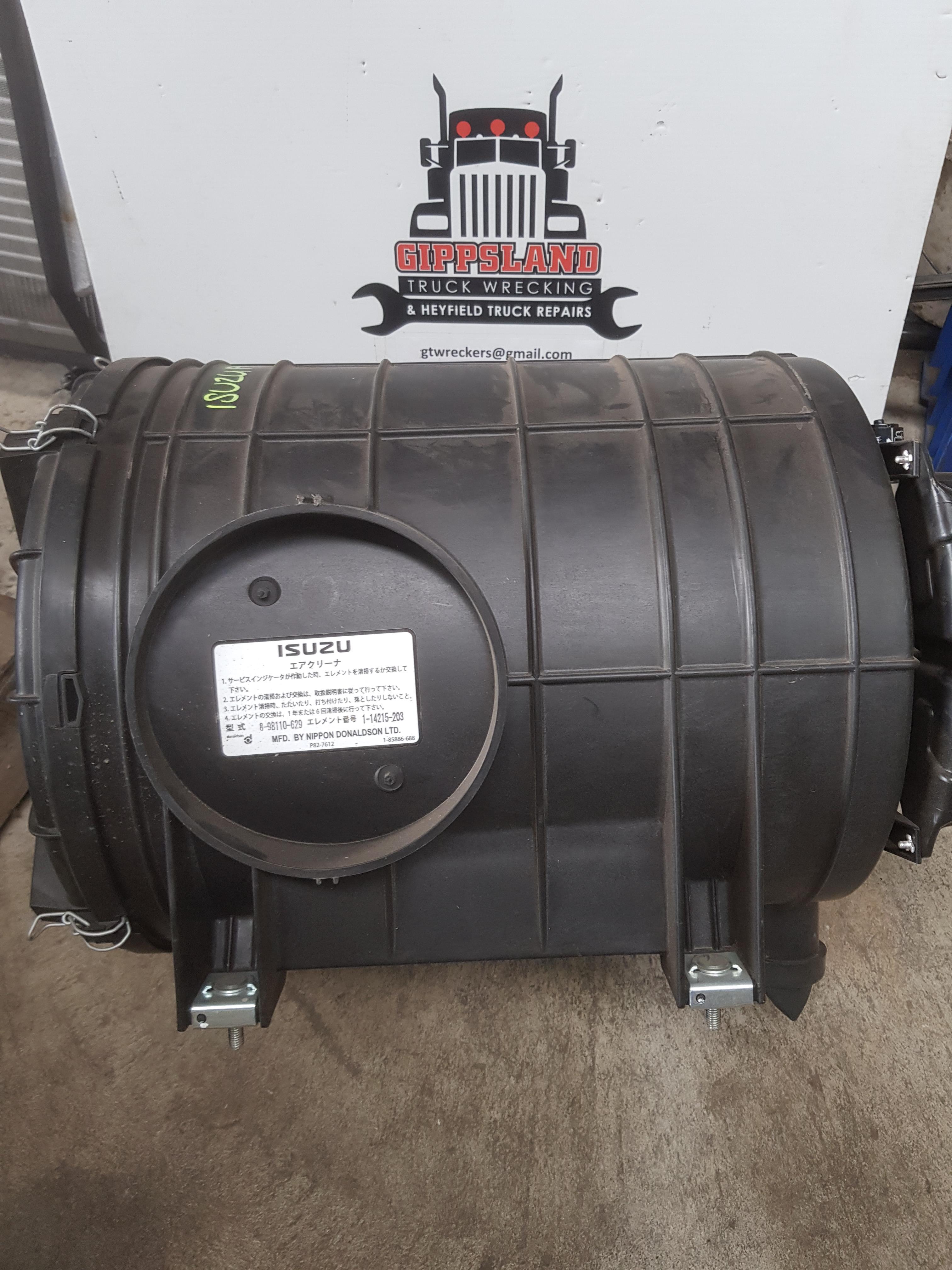 ISUZU FXZ AIR CLEANER ASSEMBLY 185886688 P82-7612 ISUZU FXZ