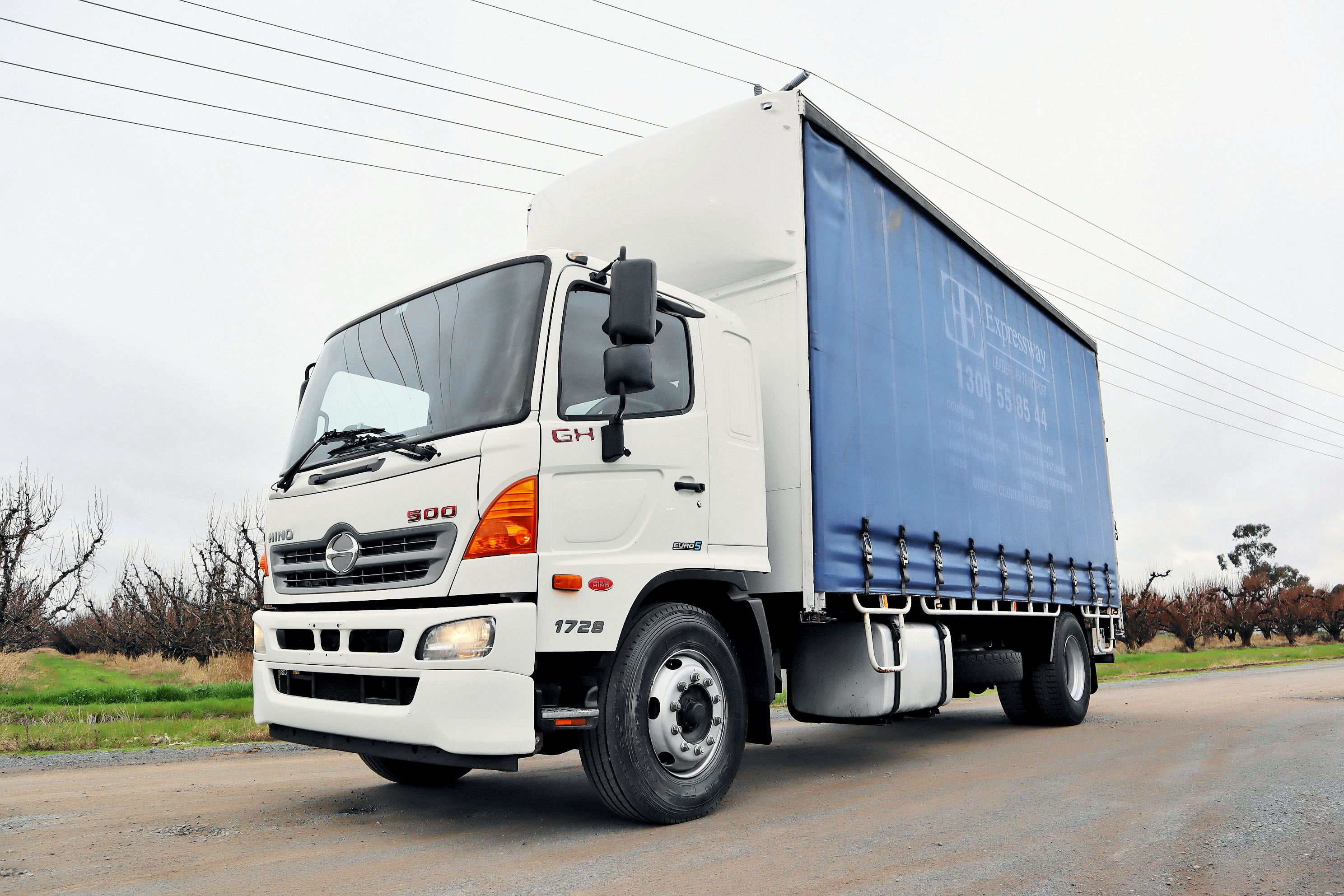 HINO 500 Series ダカールラリー2014モデル Amazon | □ NOREVノレブ 1/43 HINO 500 Series Dakar Rally