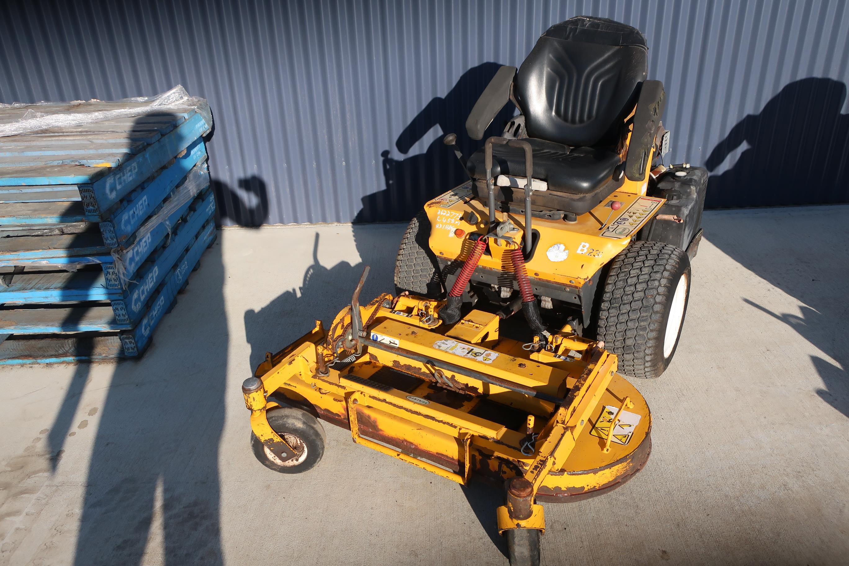 Walker Bagger Mower MB27I-UTL MOWER – Stewart's Power Equipment