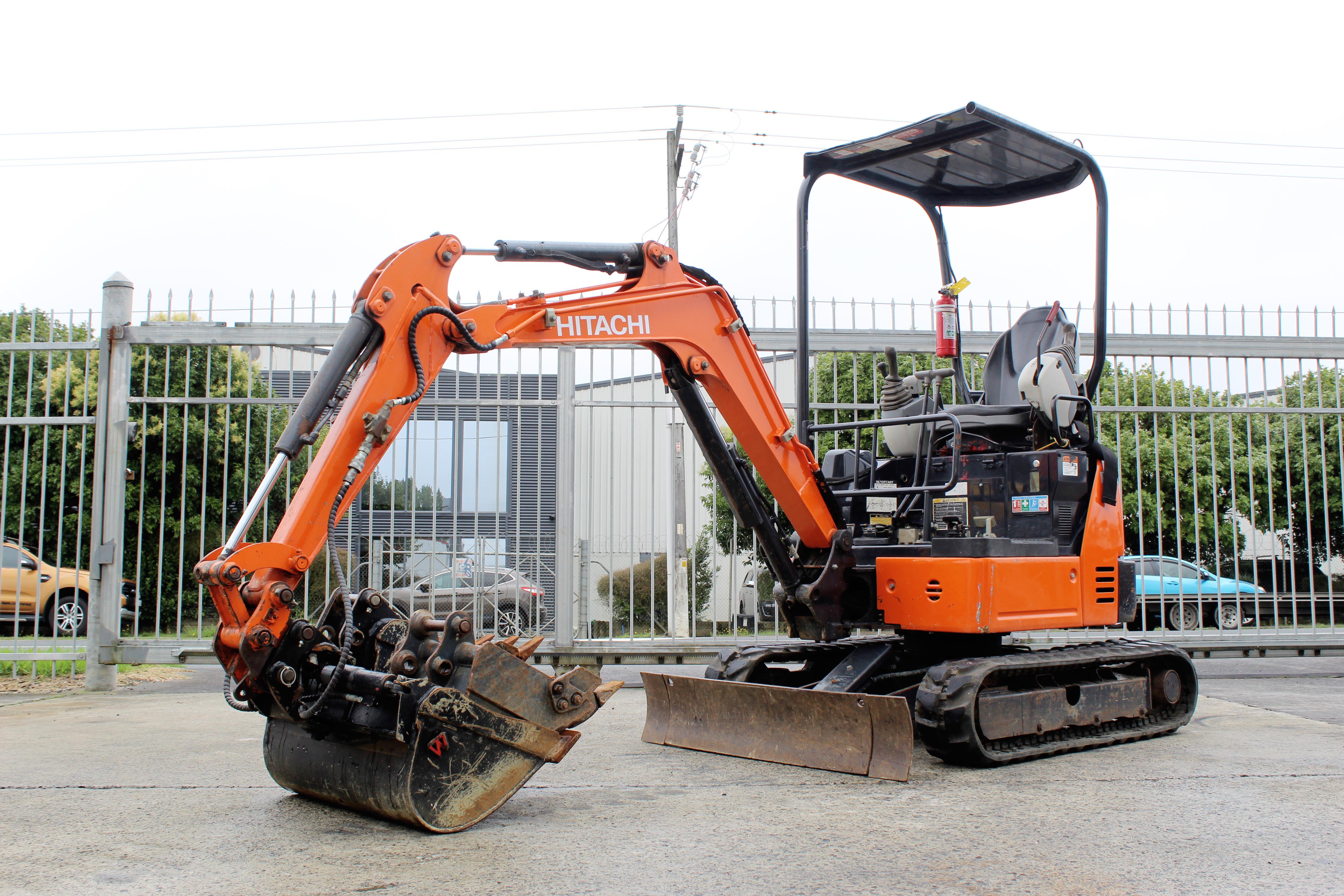 HITACHI ZX17U-5A for sale (refcode TA1300231)