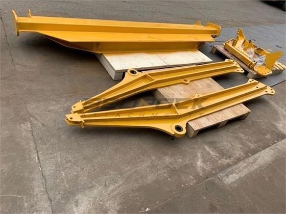 2024 Tailgate BELL REAR PLATE FOR B30E ARTICULATED TRUCK TAILGAT ...