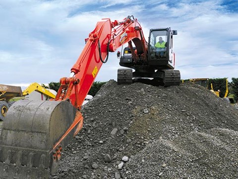 Test: Hitachi ZH200 hybrid excavator