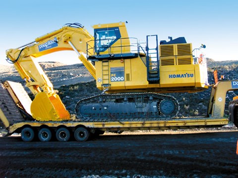 Komatsu Pc00 8