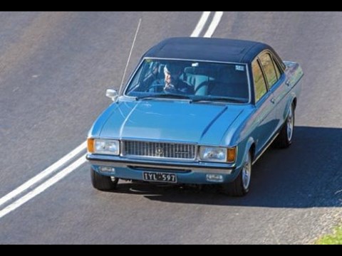 1976 Ford Ghia: blast