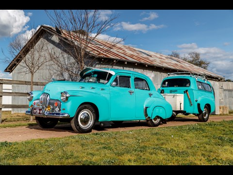 Holden ride on online car