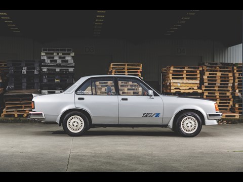 Holden gemini on sale body kit