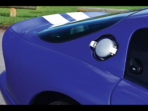 1996 Dodge Viper R/T10 GTS - Toybox