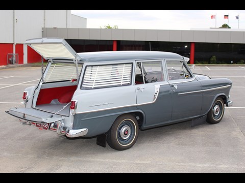 Complete Curbside Resin kit 1/25 Holden FC 1958 4-Door 