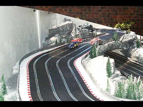 maxtrax slot car track