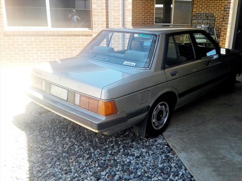 nissan bluebird 910 for sale