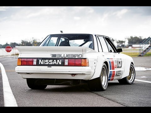 datsun bluebird race