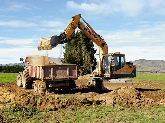 Dwyer-Lewis Earthworks Ltd