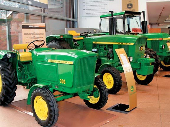 JohnDeere1.jpg