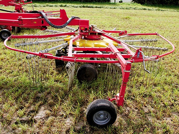 Pottinger 1252C S-line rake